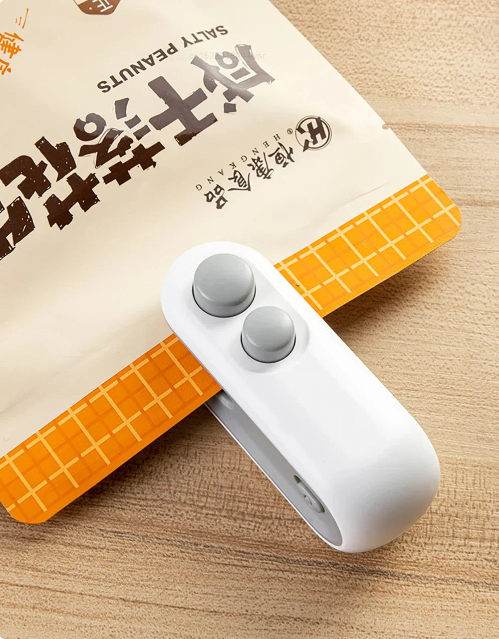 Shopitarium™ Rechargeable Mini Bag Sealing Machine