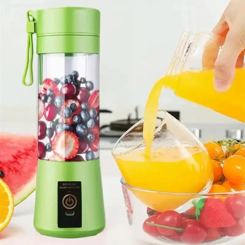 Compact mini blender for travel and gym